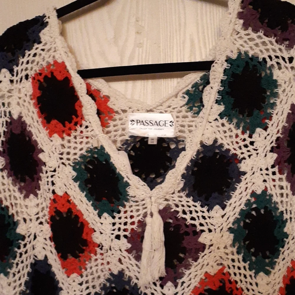 multi colored crochet granny square poncho - Picture 2 of 4